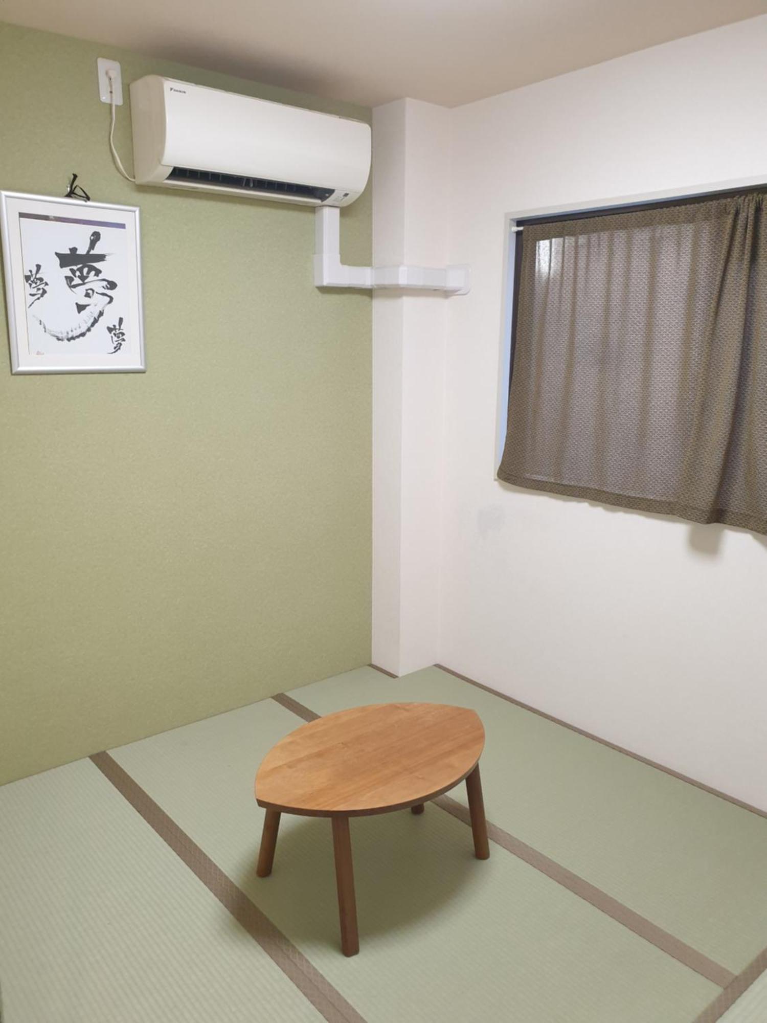 Guesthouse Yours Osaka Eksteriør billede